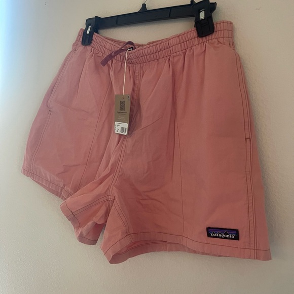 NWT Patagonia Ladies Funhooger Shorts, Size M - Picture 9 of 9